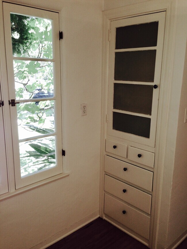 Building Photo - 1114 16th St