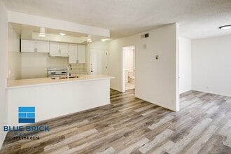Building Photo - 451 S Harvard Blvd