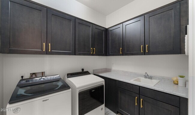 Building Photo - 21514 N 58th St