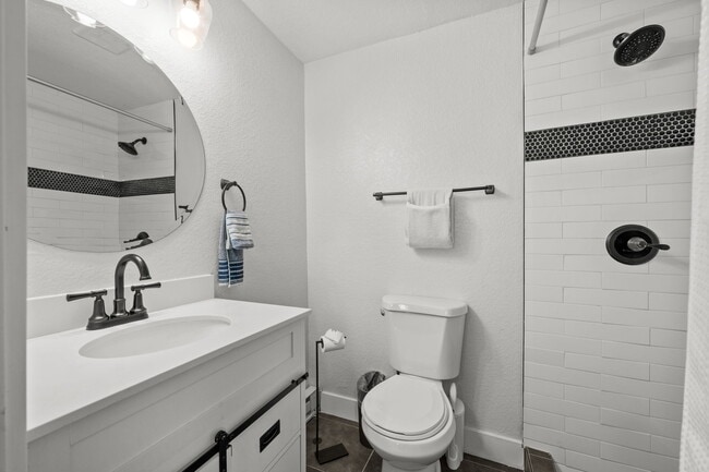 Building Photo - 760 Stuart St