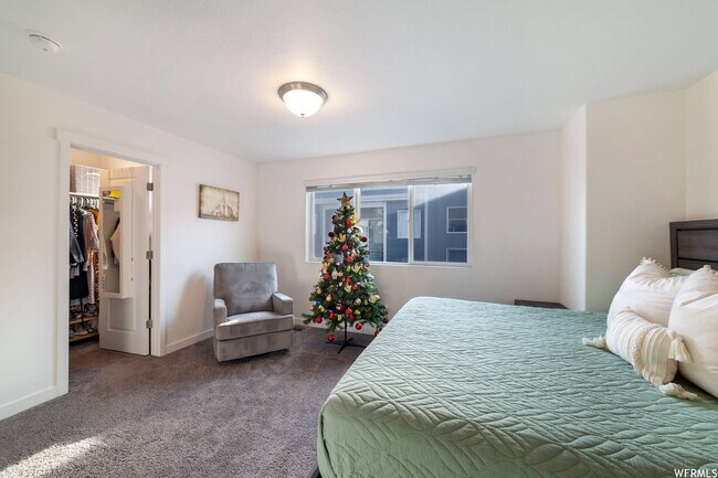 Building Photo - 15287 S Tack Way