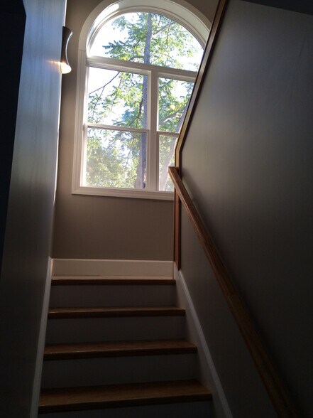 Building Photo - 763 S Aurora St