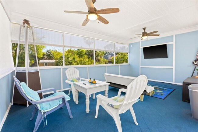 Building Photo - 428 W Klosterman Rd