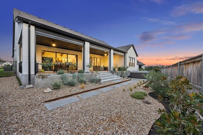 Building Photo - 437 Trabuco Bnd