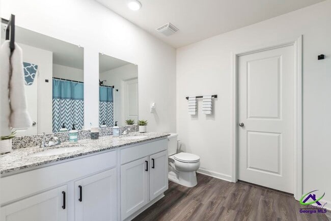 Building Photo - 409 Resting Fawn Pl