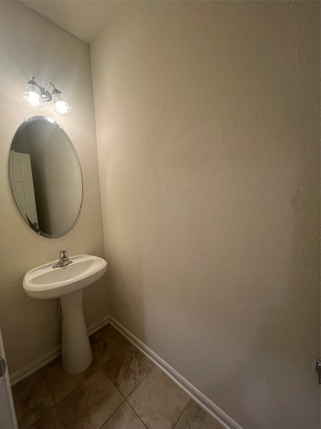 Building Photo - 14112 Harmony Ridge Trl