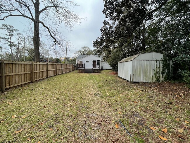 Building Photo - Historic Downtown Wilmington 3 Bedroom Home