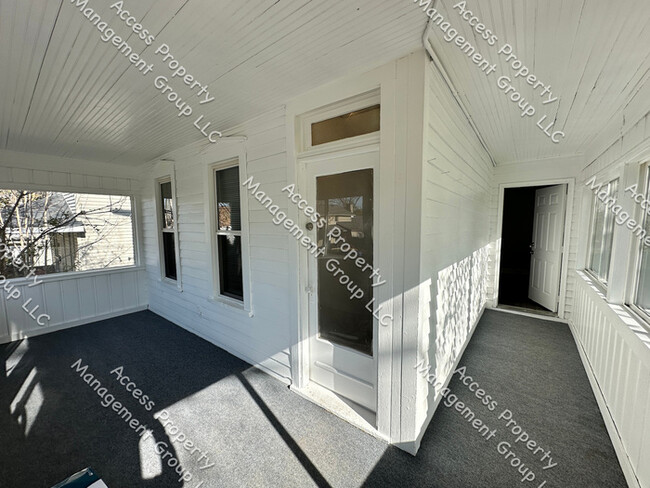 Building Photo - NE Side Updated Home and 2 Stall Garage