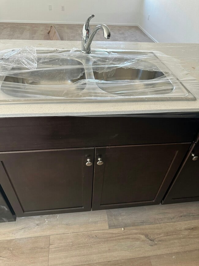 Building Photo - 280 Amber Gln