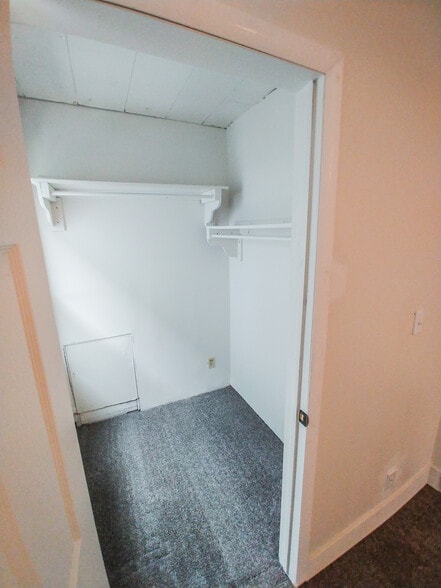 Bedroom 1 walk-in closet - 2527 Reed St