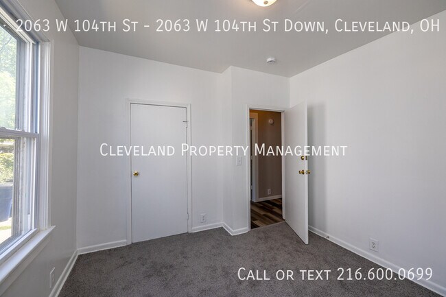 Building Photo - 2063 W 104th St