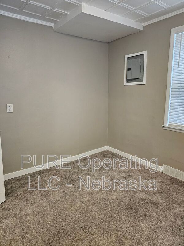 Building Photo - 1115 William St