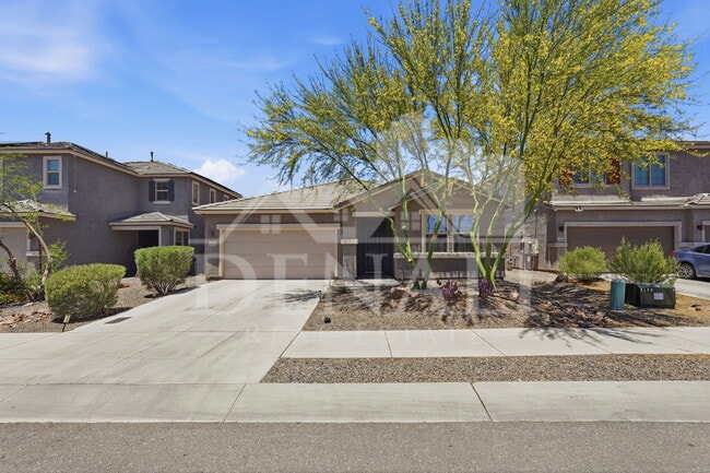 Building Photo - 4220 S Macy Cir