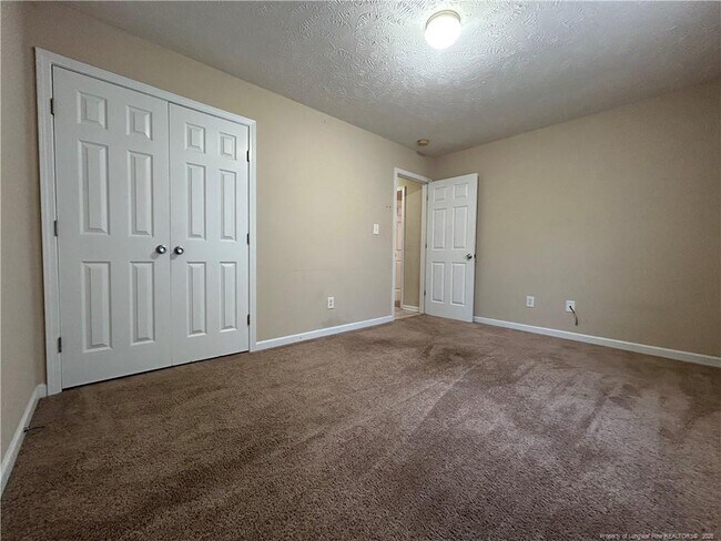 Building Photo - 154 Glenn Brooke Ln