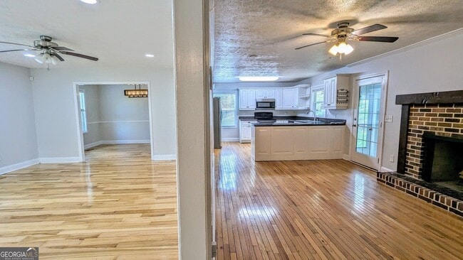 Building Photo - 2510 Cove Rd
