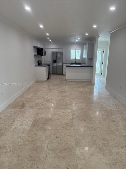 Building Photo - 13932 Kendale Lakes Dr