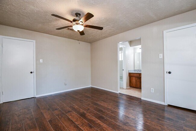 Main Bedroom - 2511 Ciderwood Dr