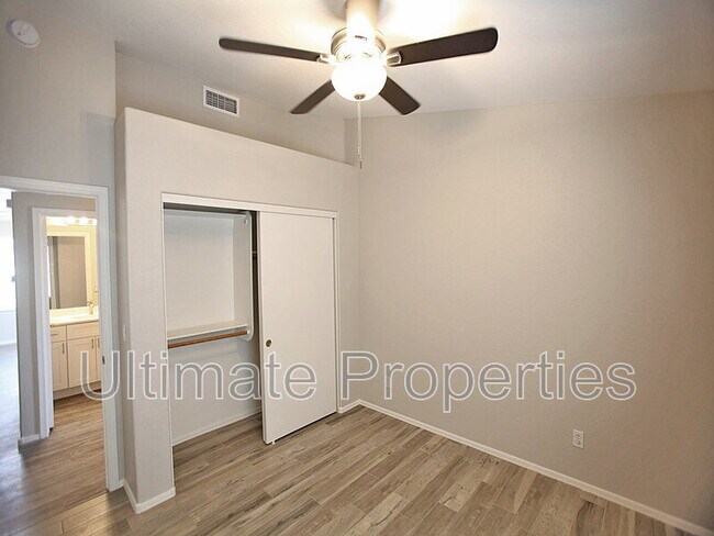 Building Photo - 631 E Arizona Ave