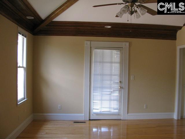 Building Photo - 700 Chester St