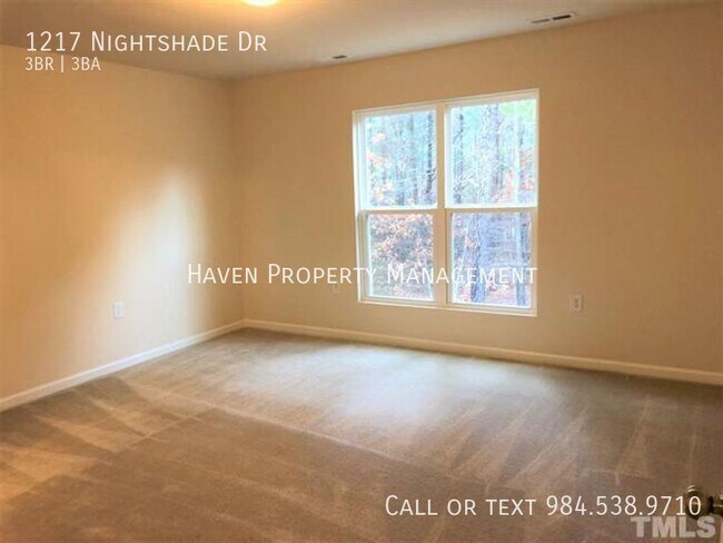 Building Photo - 1217 Nightshade Dr