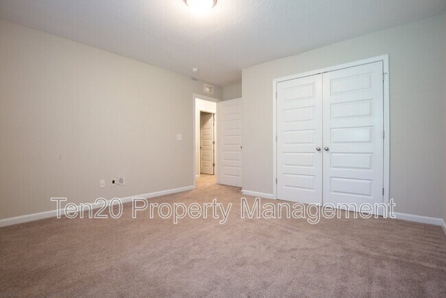 Building Photo - 7272 Sorrel Dr