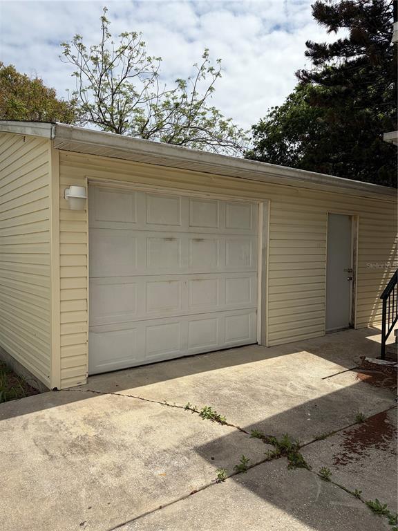 Building Photo - 17536 Eve Dr