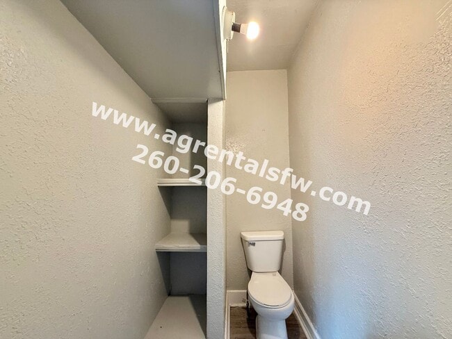 Building Photo - 4 Bedroom Home - Section 8 OK!