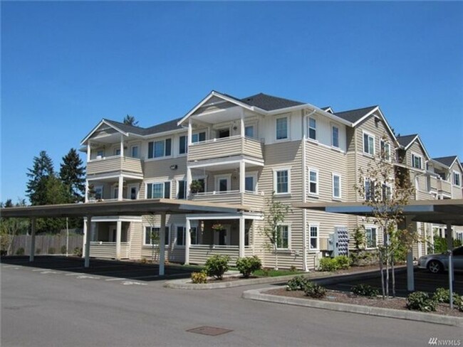 Primary Photo - MARCH FREE Puyallup 3bdr 2bath condo w/ co...