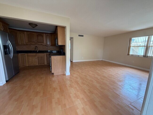 Building Photo - 3660 SW 60th Ave