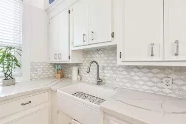 Building Photo - 1015 26th St