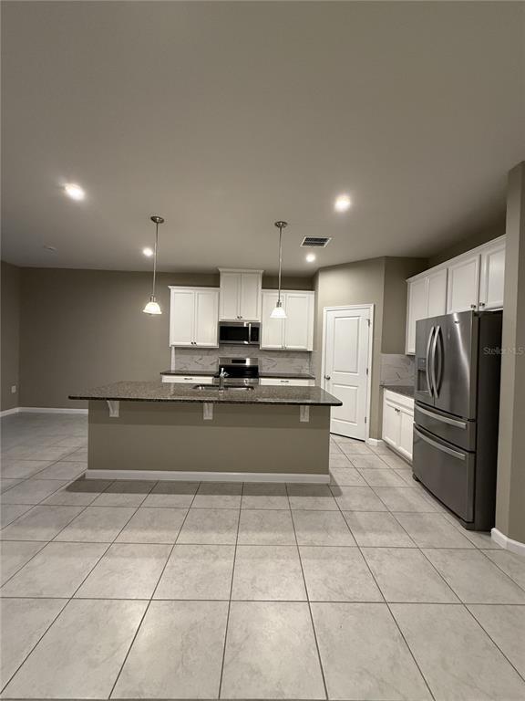 Building Photo - 334 Winter Bliss Ln