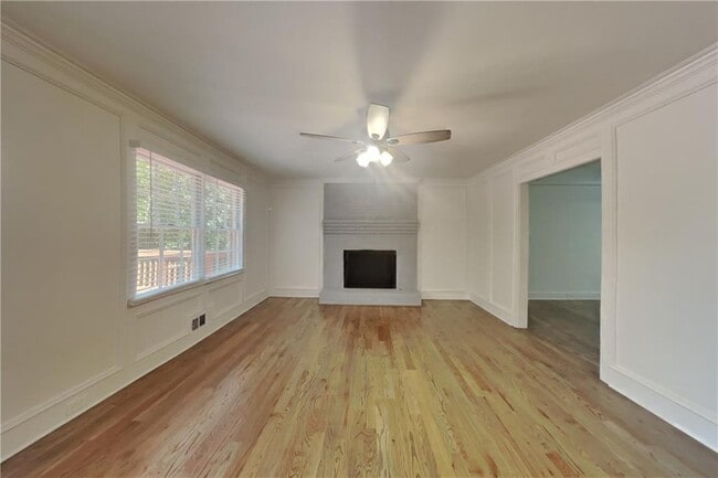 Building Photo - 5340 Bannergate Dr