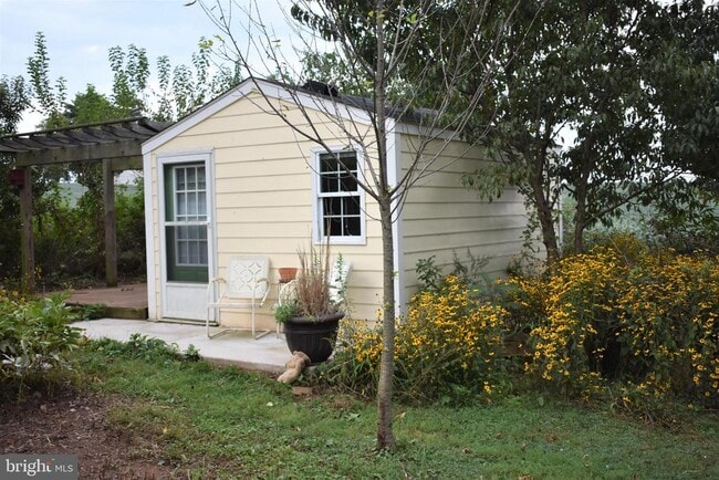 Building Photo - 5619 Jefferson Pike