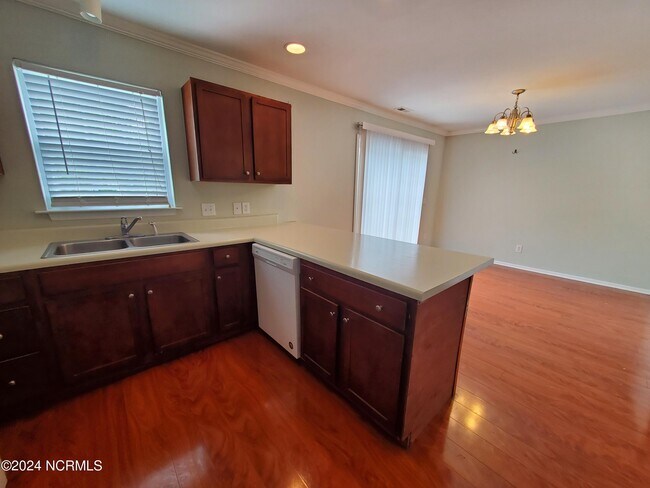 Building Photo - 1508 Manning Forest Dr