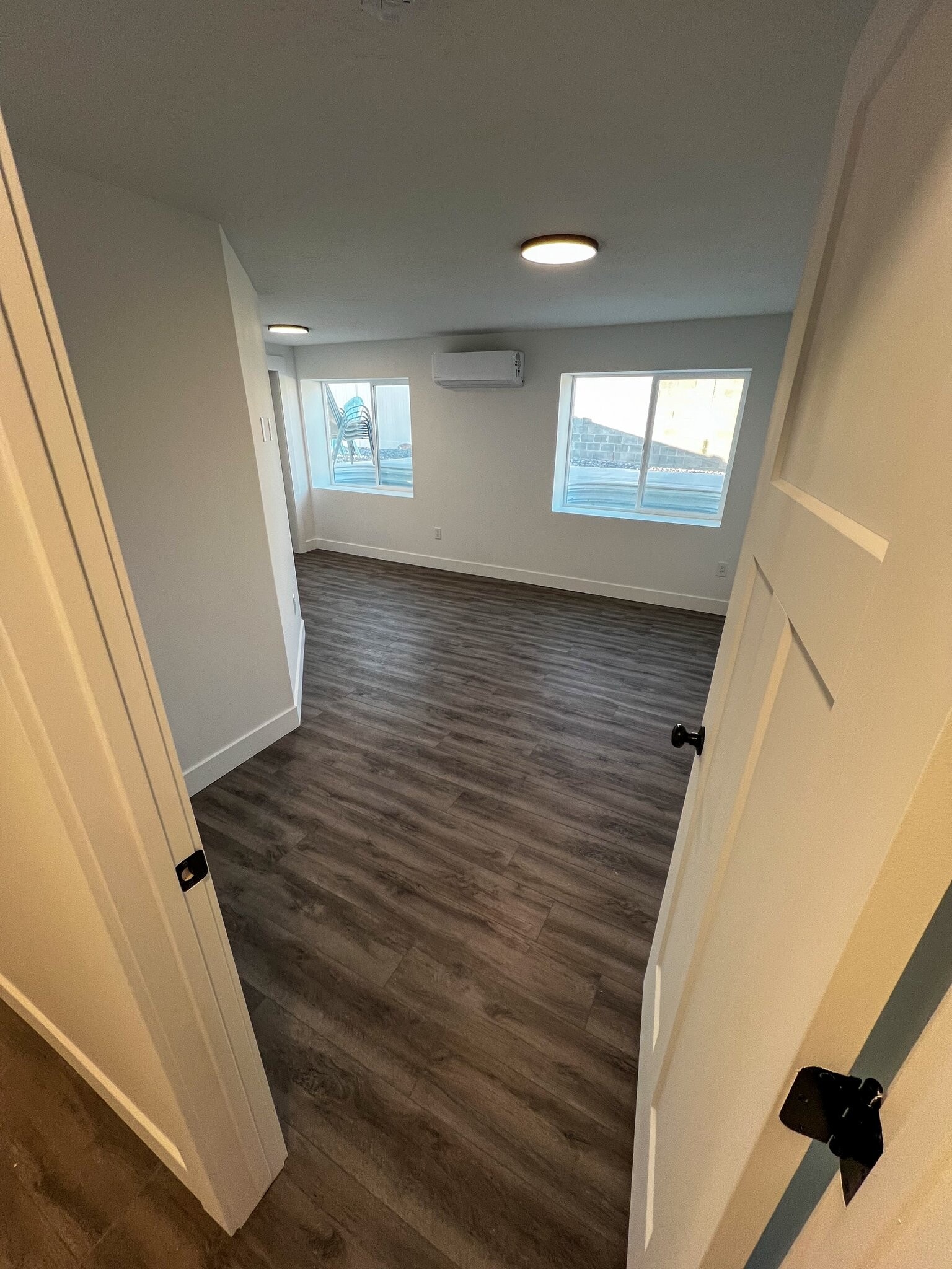 Building Photo - 8848 Daisy View Ln