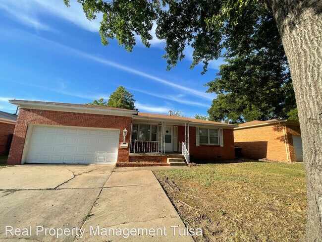 Primary Photo - 3 br, 2 bath House - 10953 E 3rd St