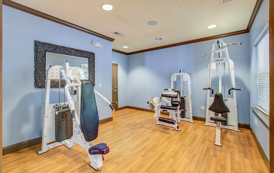 Fitness Center Room#2 - 1755 Central Park Rd