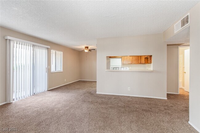 Building Photo - 3701 Snorkel Cir