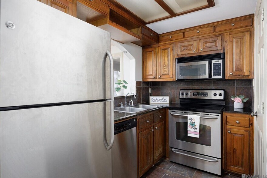 Building Photo - 2045 N 3rd St