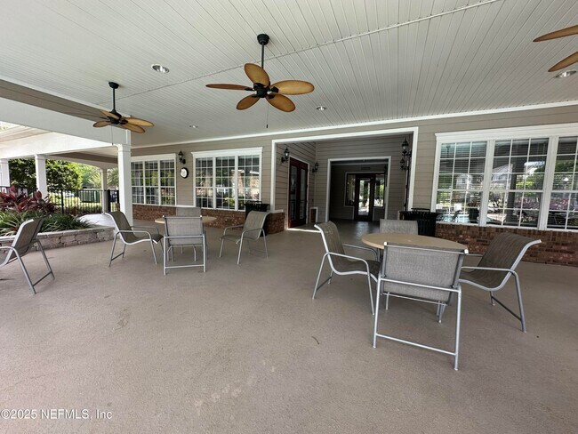 Building Photo - 11251 Campfield Dr