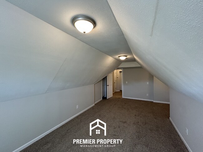 Building Photo - NEWLY RENOVATED 4BR/2.5BA Luxury Home | 2,613 Sq Ft, Vaulted Ceilings & Soaking Tub