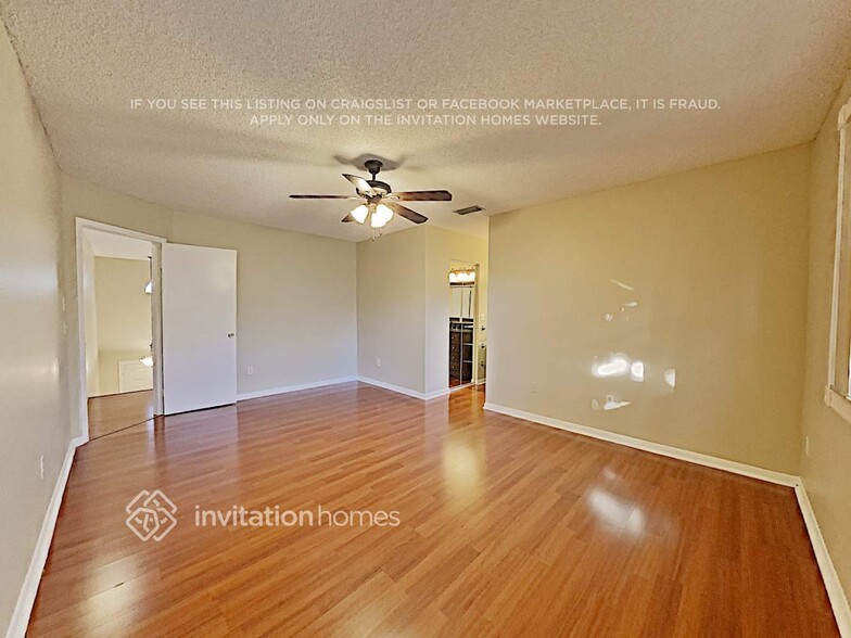 Building Photo - 831 NW 98th Ave