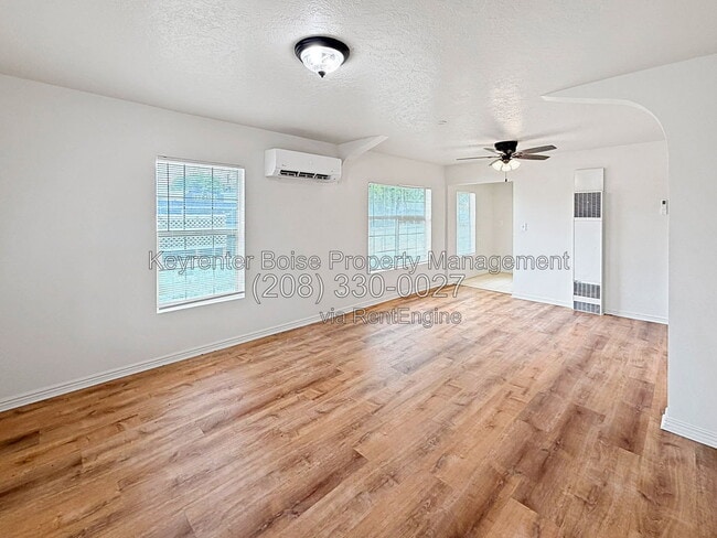 Building Photo - 103 N Dewey Ave
