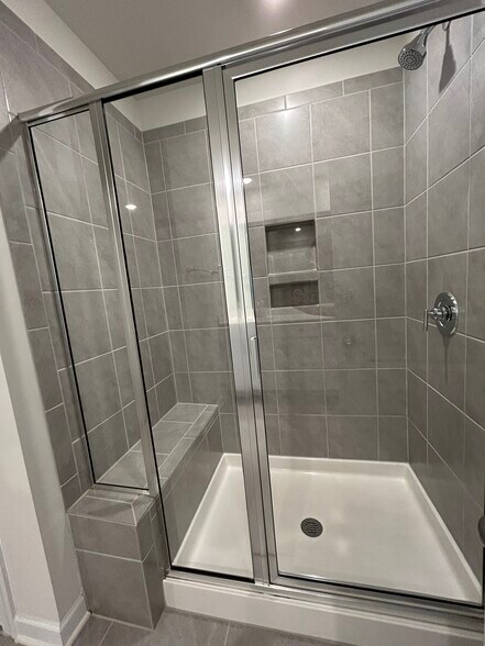 Building Photo - 2016 Belterra Dr