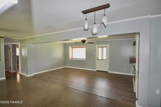 Building Photo - 101 Boxwood Dr