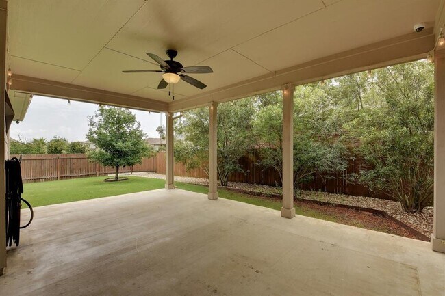 Building Photo - 332 Oyster Creek
