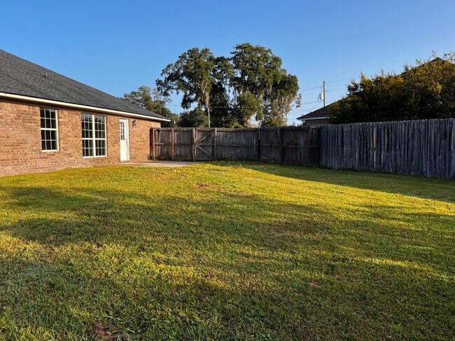 Building Photo - 1229 Langston Ln