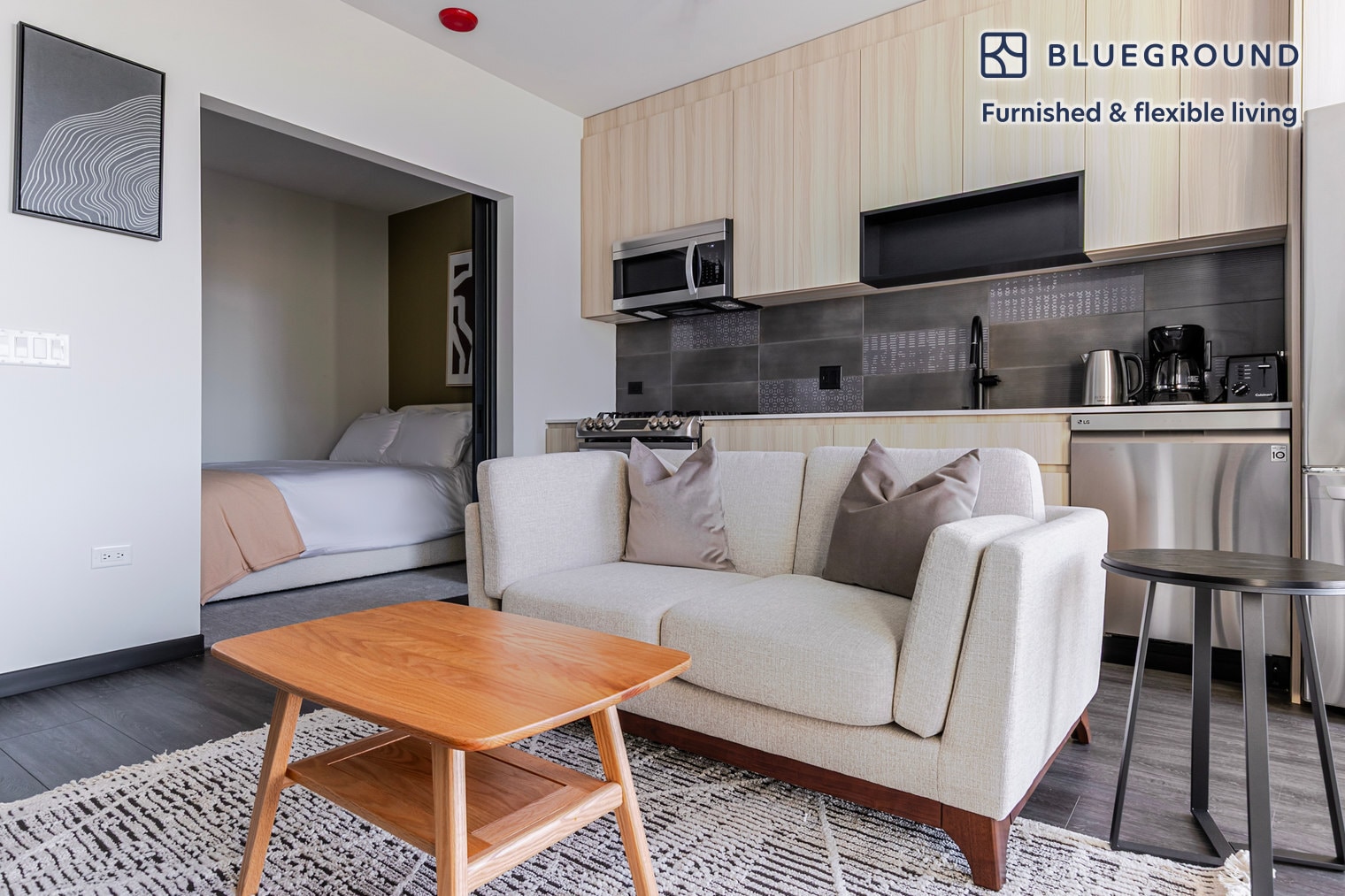 Building Photo - 1400 W Randolph St