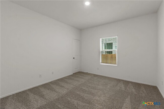 Building Photo - 1108 Mallow Rd
