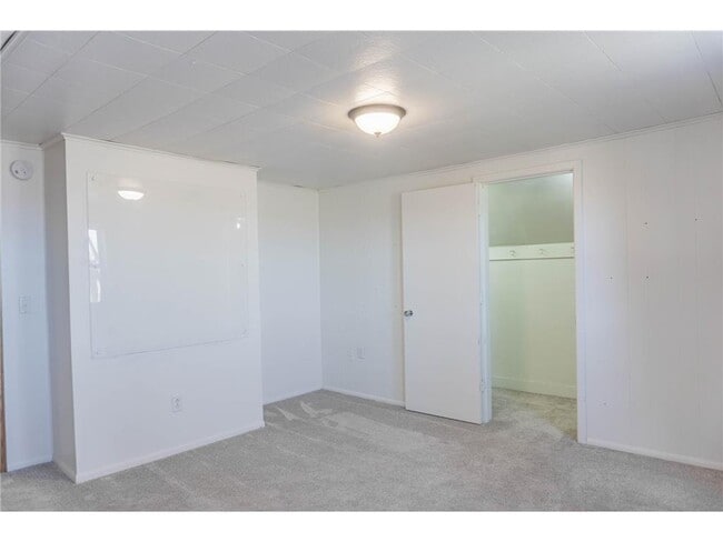 Building Photo - 5690 County Rd 10